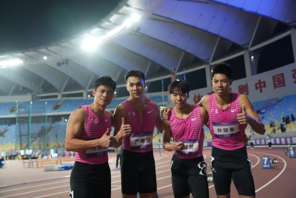 跑出9秒83四年之后,36岁的苏炳添还在“提速” 跑出9秒83四年之后,36岁的苏炳添还在“提速”