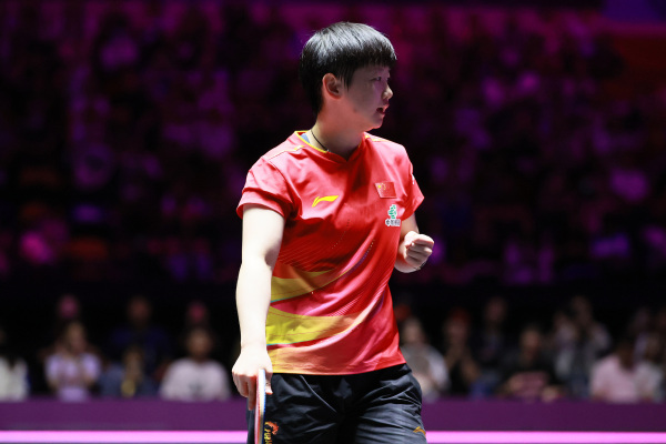 4比3战胜王曼昱,孙颖莎夺得WTT澳门冠军赛女单冠军 4比3战胜王曼昱,孙颖莎夺得WTT澳门冠军赛女单冠军